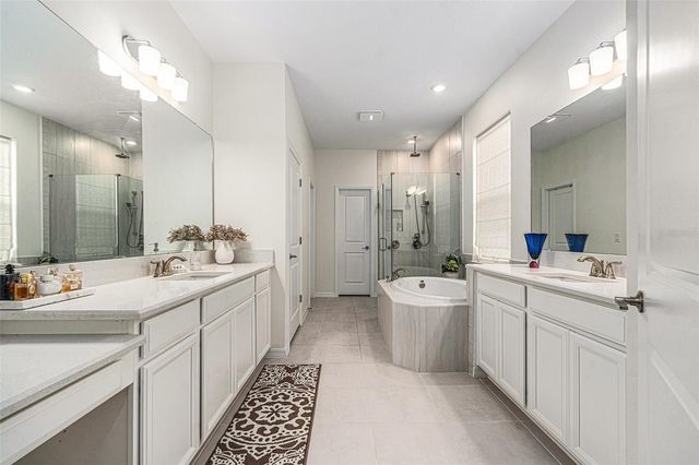 33774 CASTAWAY LOOP, Wesley Chapel, FL 33543