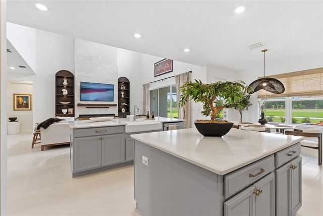 33774 CASTAWAY LOOP, Wesley Chapel, FL 33543