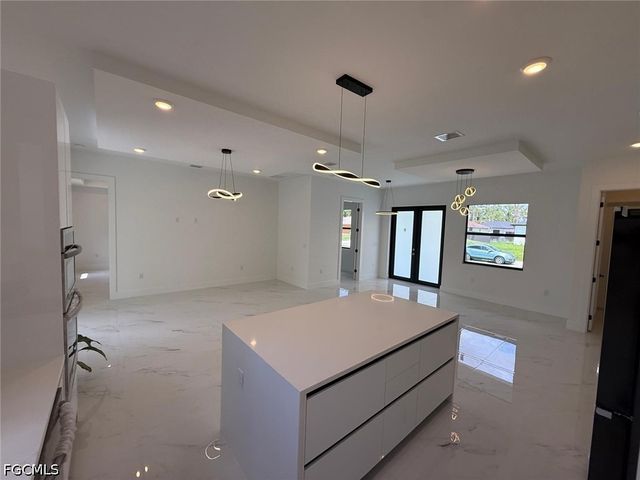 3203 21st ST W, Lehigh Acres, FL 33971