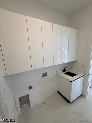 3203 21st ST W, Lehigh Acres, FL 33971