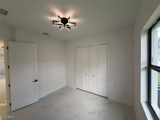 3203 21st ST W, Lehigh Acres, FL 33971