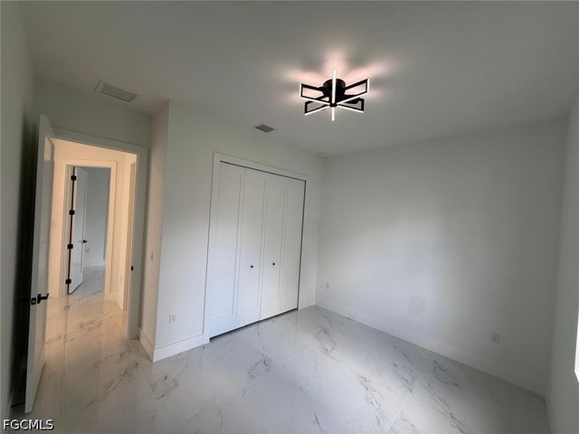 3203 21st ST W, Lehigh Acres, FL 33971