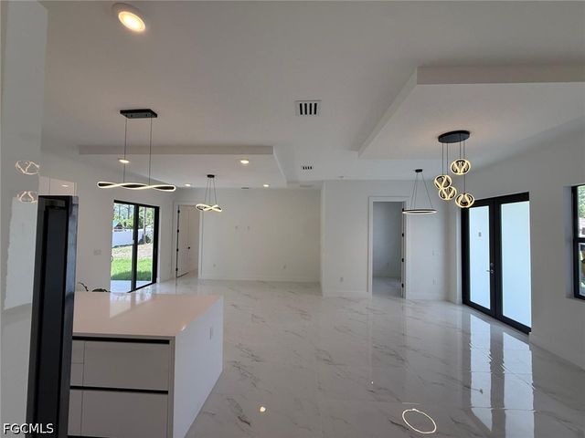 3203 21st ST W, Lehigh Acres, FL 33971