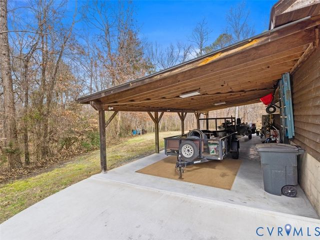 6904 James Madison Hwy, Fork Union, VA 23055
