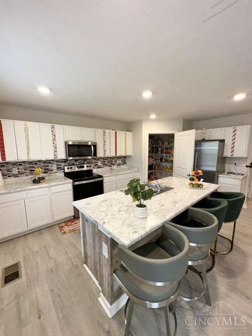 2427 Crosley Meadow, Colerain Twp, OH 45239