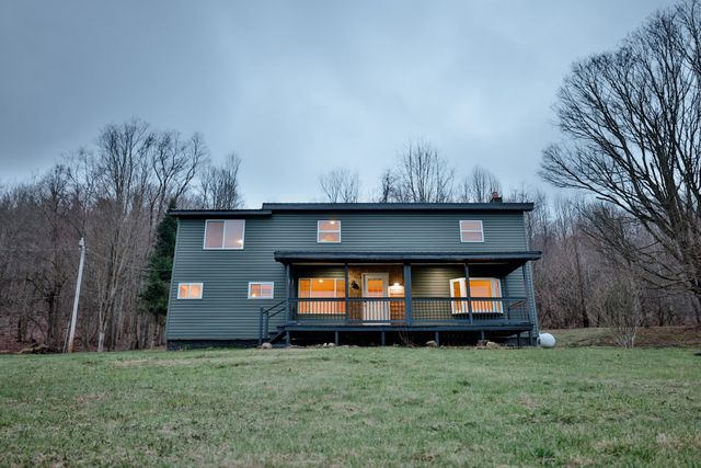 19466 ELGIN Road, Corry, PA 16407