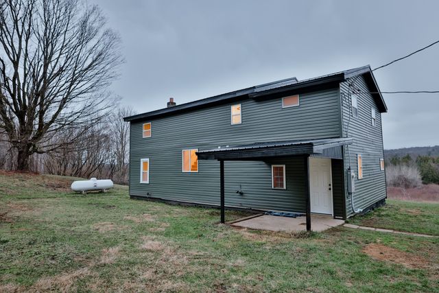 19466 ELGIN Road, Corry, PA 16407