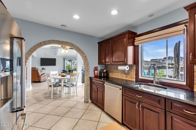 1829 Lookout Drive, Toms River, NJ 08753
