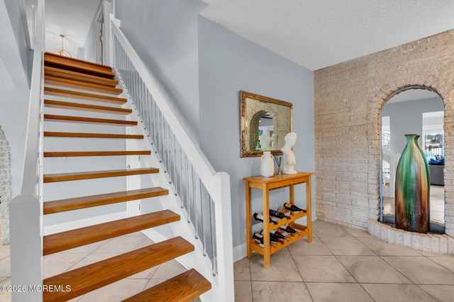 1829 Lookout Drive, Toms River, NJ 08753
