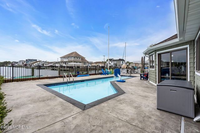1829 Lookout Drive, Toms River, NJ 08753