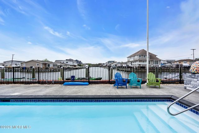 1829 Lookout Drive, Toms River, NJ 08753