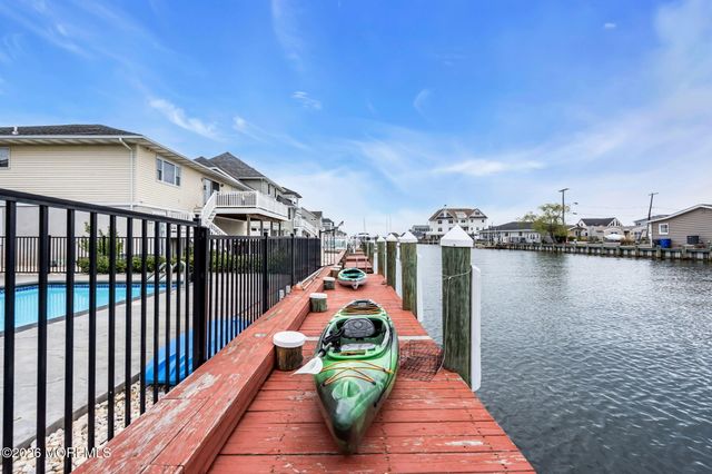 1829 Lookout Drive, Toms River, NJ 08753