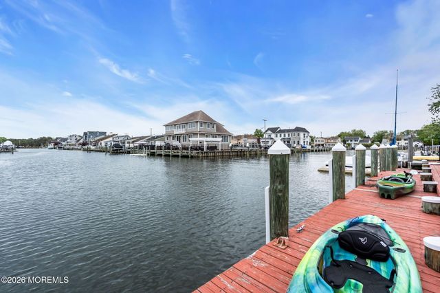 1829 Lookout Drive, Toms River, NJ 08753