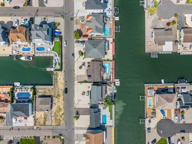 1829 Lookout Drive, Toms River, NJ 08753