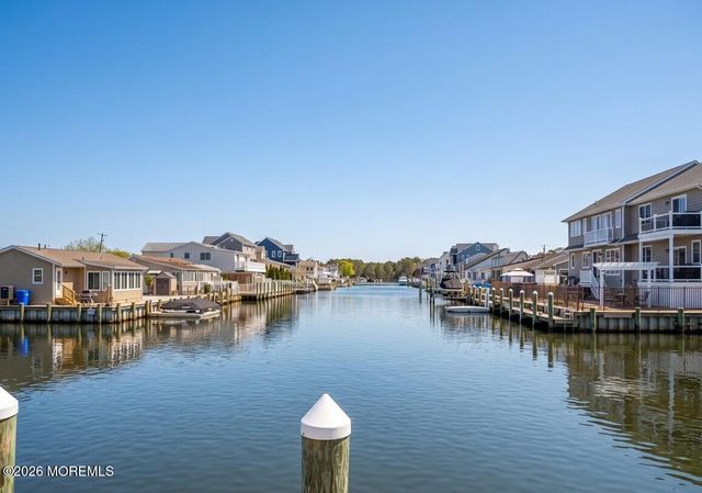 1829 Lookout Drive, Toms River, NJ 08753
