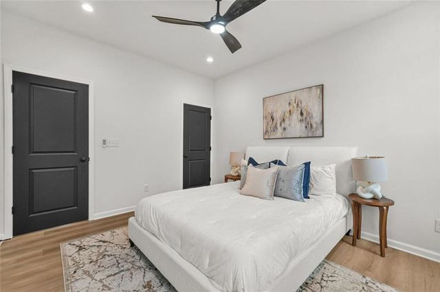 1674 Mary George NW Avenue, Atlanta, GA 30318