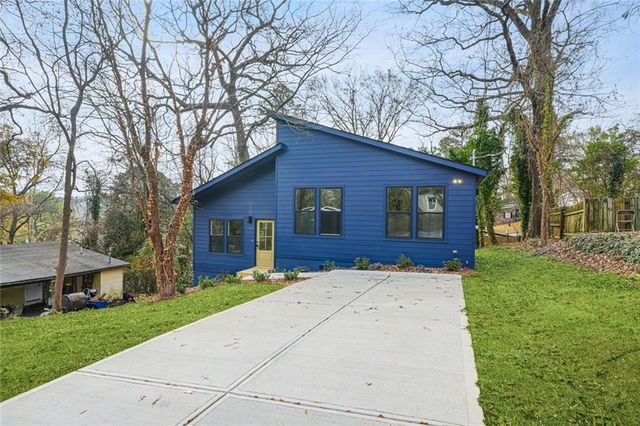 1674 Mary George NW Avenue, Atlanta, GA 30318