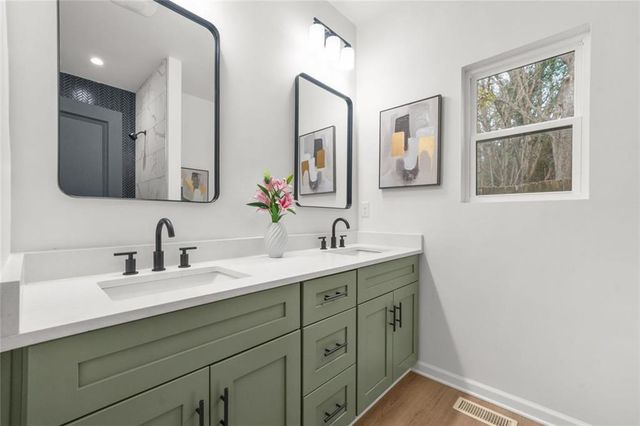 1674 Mary George NW Avenue, Atlanta, GA 30318