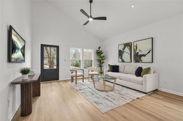 1674 Mary George NW Avenue, Atlanta, GA 30318