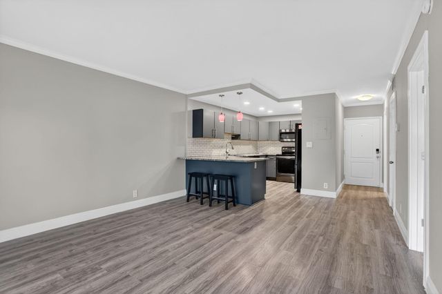 770 SE 2nd Avenue A106, Deerfield Beach, FL 33441