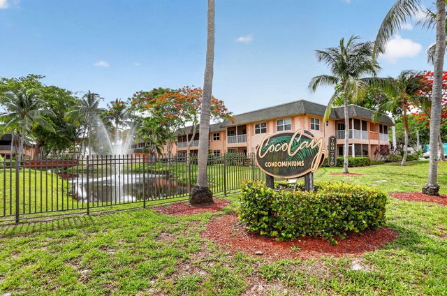 770 SE 2nd Avenue A106, Deerfield Beach, FL 33441
