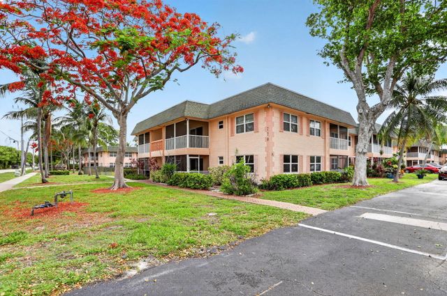 770 SE 2nd Avenue A106, Deerfield Beach, FL 33441