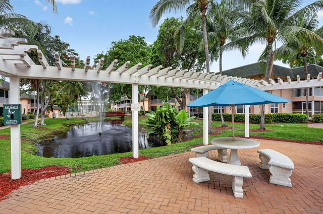 770 SE 2nd Avenue A106, Deerfield Beach, FL 33441
