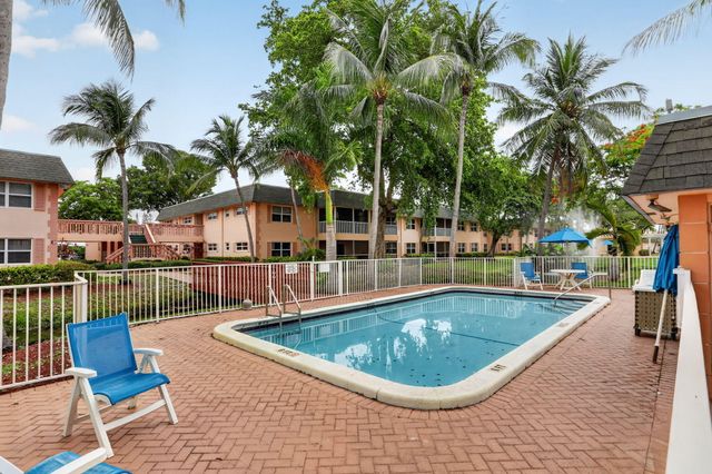 770 SE 2nd Avenue A106, Deerfield Beach, FL 33441