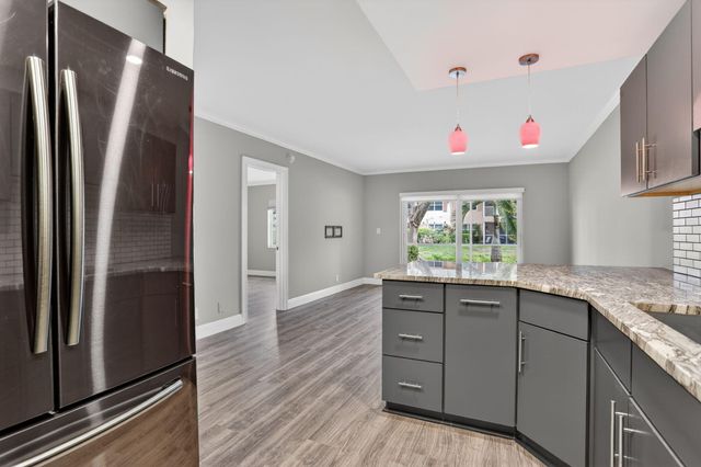 770 SE 2nd Avenue A106, Deerfield Beach, FL 33441