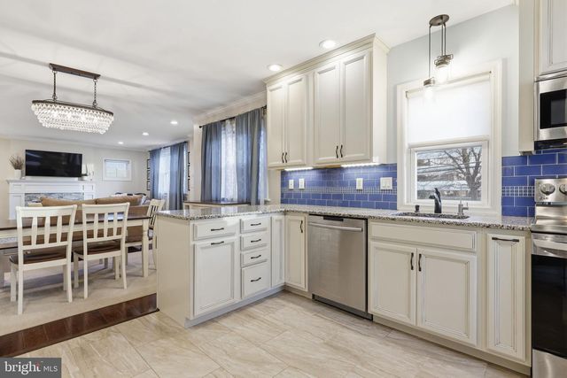 124 NEW RD, Horsham, PA 19044