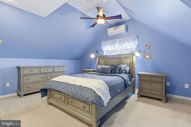 124 NEW RD, Horsham, PA 19044