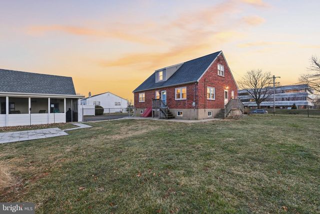 124 NEW RD, Horsham, PA 19044