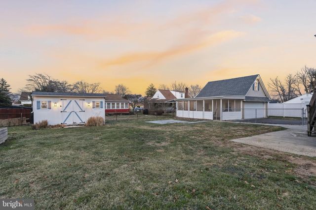 124 NEW RD, Horsham, PA 19044