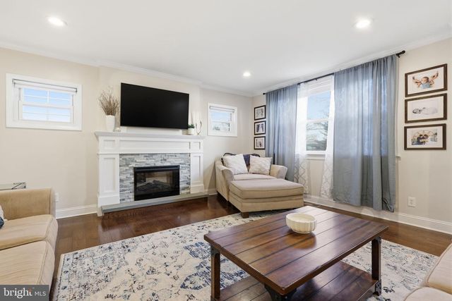 124 NEW RD, Horsham, PA 19044