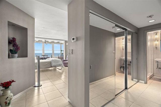 7000 BEACH PLZ 505, St Pete Beach, FL 33706