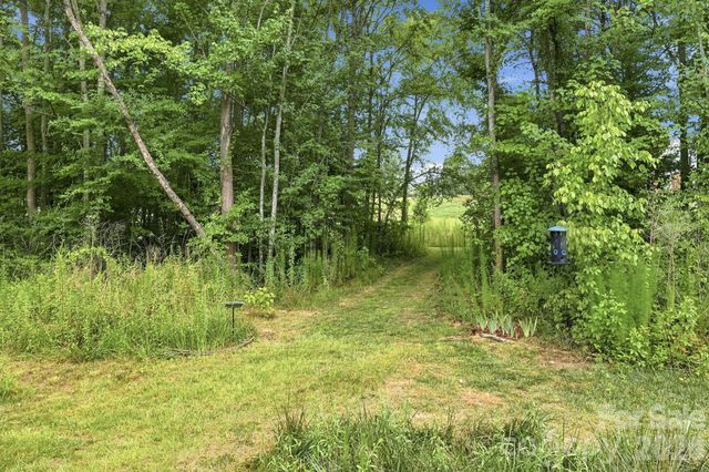 3517 Cambridge Place, Statesville, NC 28625