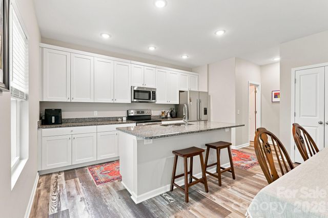 3517 Cambridge Place, Statesville, NC 28625
