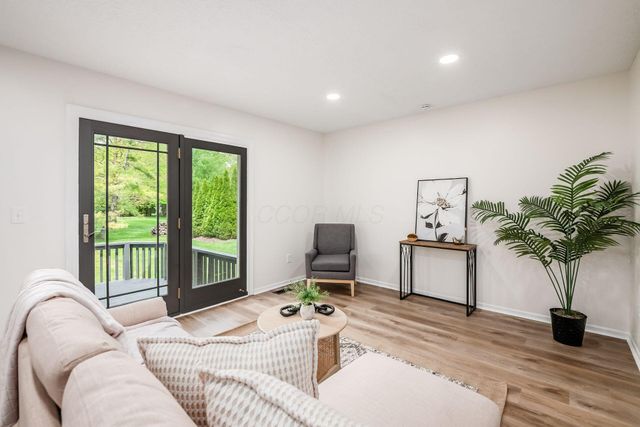 2034 Fraley Drive, Columbus, OH 43235