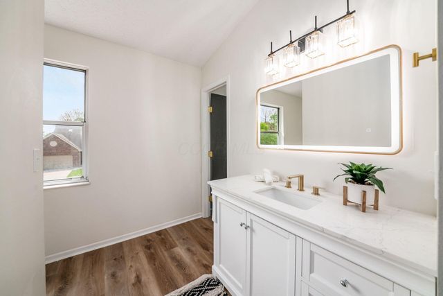 2034 Fraley Drive, Columbus, OH 43235