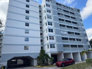 3301 Spanish Moss Terrace 415, Lauderhill, FL 33319