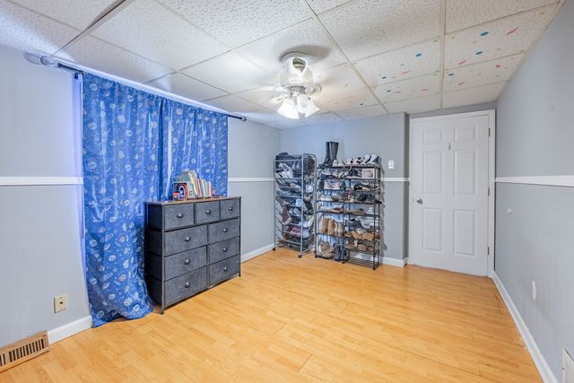 18006 Oakwood Avenue, Lansing, IL 60438