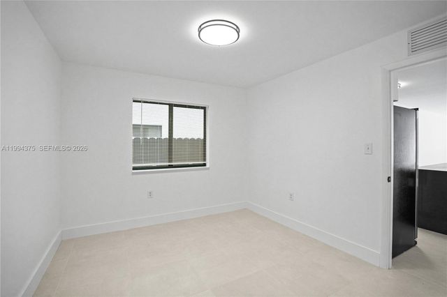 5821 NW 30th Ave 5821, Miami, FL 33142