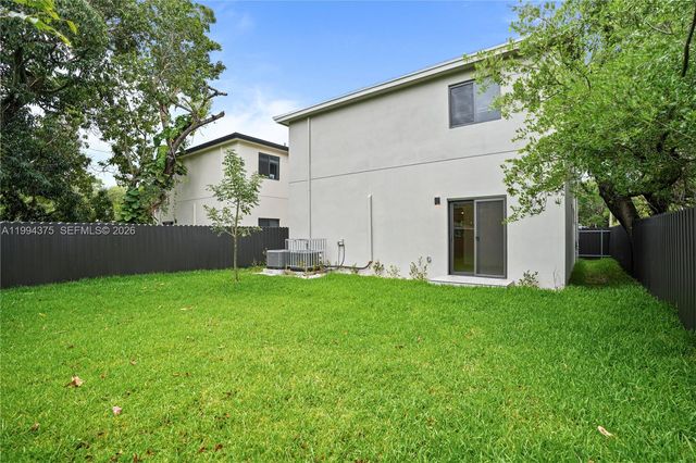 5821 NW 30th Ave 5821, Miami, FL 33142