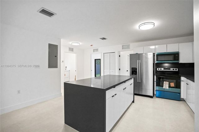 5821 NW 30th Ave 5821, Miami, FL 33142