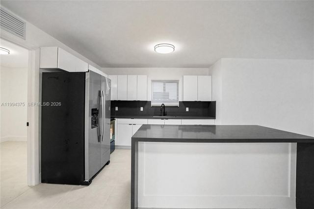 5821 NW 30th Ave 5821, Miami, FL 33142