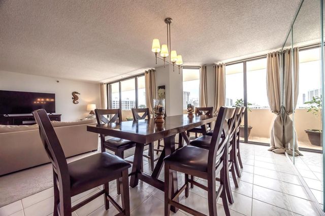 1401 S Ocean Boulevard 5030, Boca Raton, FL 33432