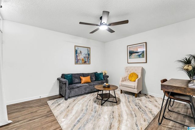 2990 Rhodes Cir S Apt 215, Birmingham, AL 35205