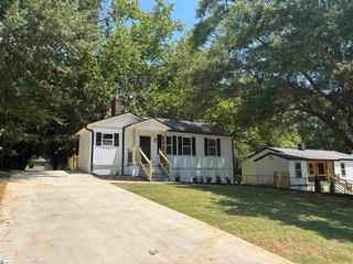 12 Valley View Drive, Greenville, SC 29605