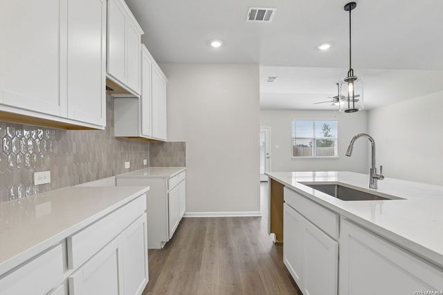 5574 Ennis Trace, San Antonio, TX 78253