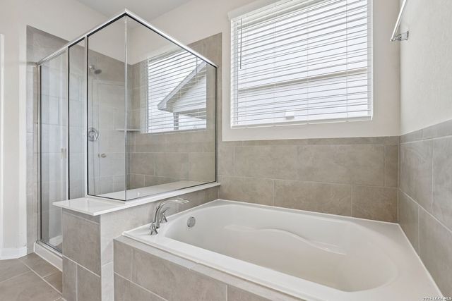 5574 Ennis Trace, San Antonio, TX 78253
